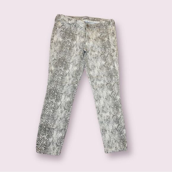 Express Stella Ankle Jeans  - Picture 2 of 9